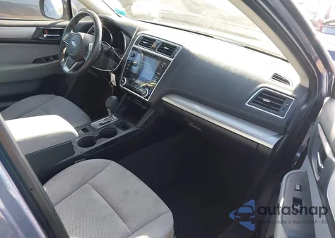 2018 Subaru Legacy 2.5I Premium z USA, uszkodzony, nr VIN 4S3BNAF61J3041734